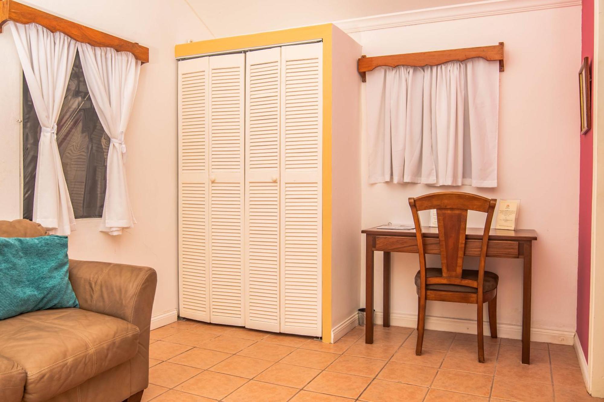 Harbour View Boutique Hotel & Yoga Retreat Белиз-Сити Номер фото