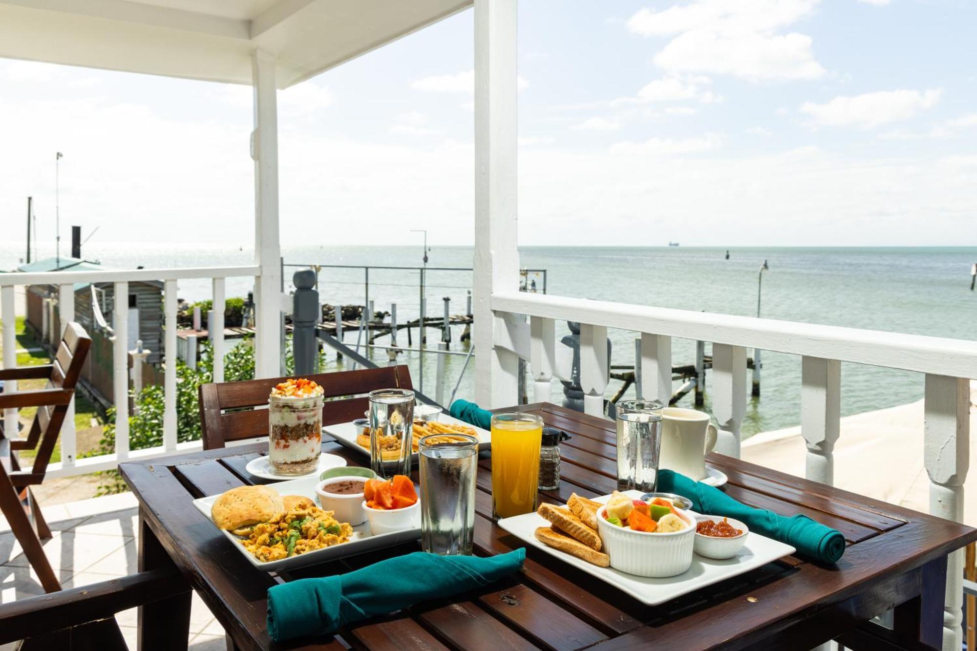 Harbour View Boutique Hotel & Yoga Retreat Белиз-Сити Экстерьер фото